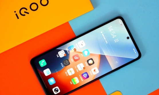 iQOOZ5怎么截屏