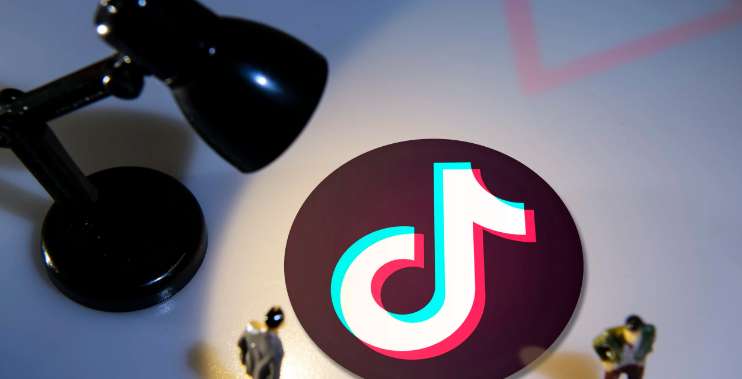 抖音密友时刻怎么添加到桌面