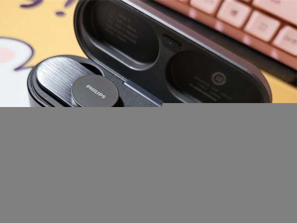 飞利浦蓝牙耳机怎么连接手机